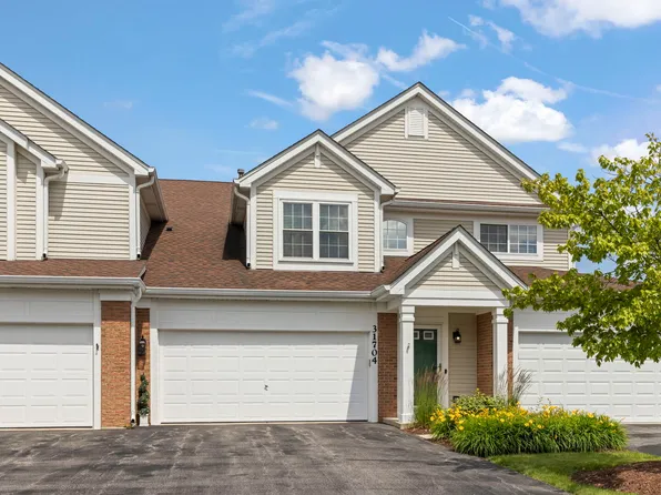 31704 Kline Cir Unit 3170, Warrenville, IL 60555