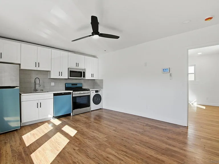 312 Brookes Ave #B1 — Photo 4