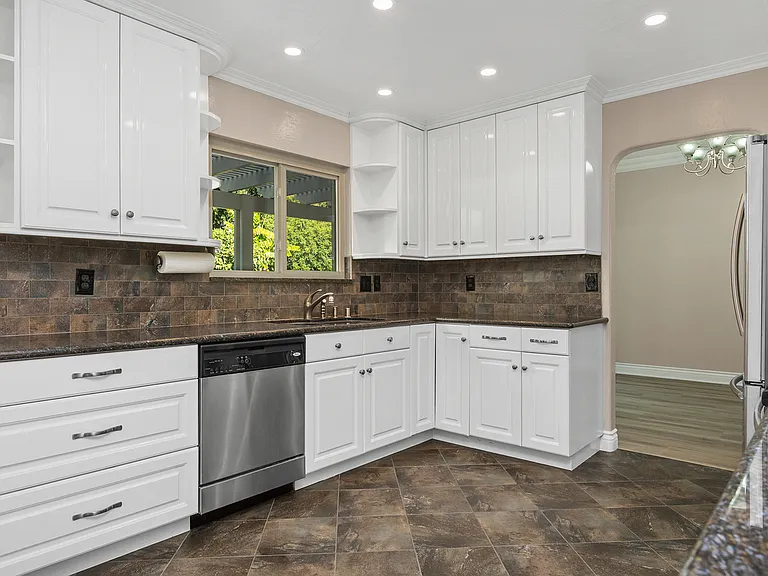 6728 Antilope St — Photo 23
