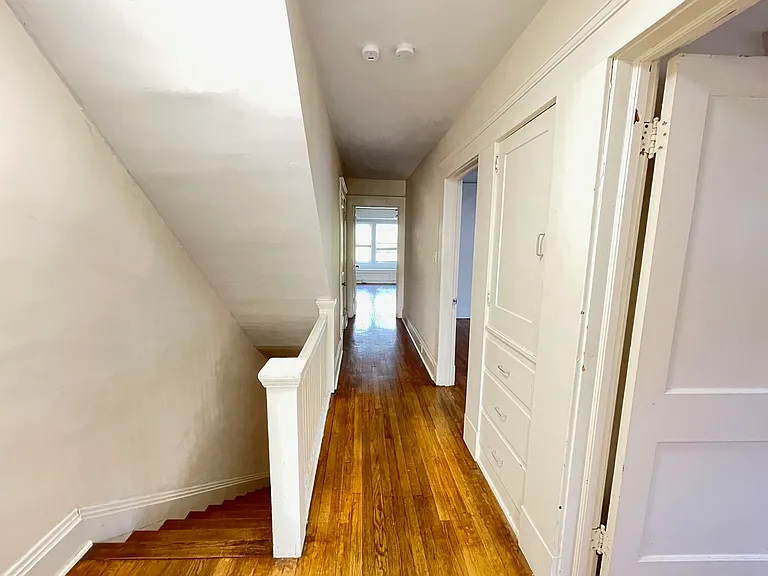 2322 S Overlook Rd — Photo 10