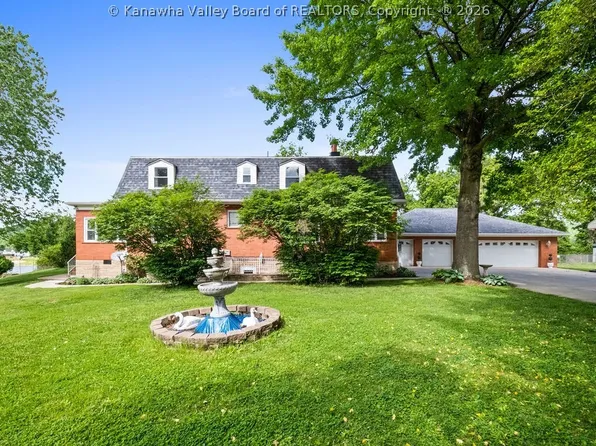 16 B St, Saint Albans, WV 25177