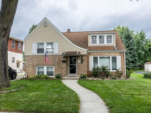 8024 S Christie Ave, Lyons, IL 60534