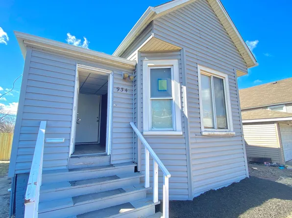 934 Summer St, Hammond, IN 46320
