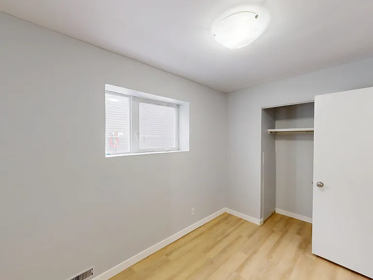 3 Sabrina Rd SW — Photo 6