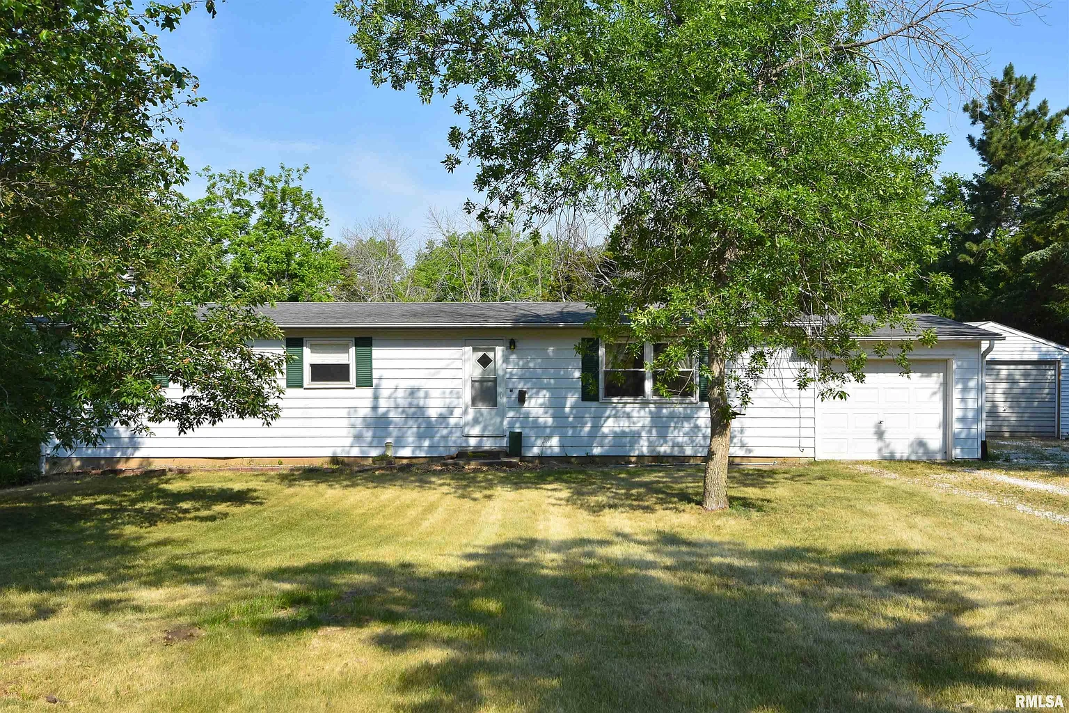 11761 Fuelberth Rd photo 1