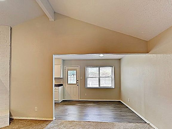 3rd image of 536 Greenway Dr