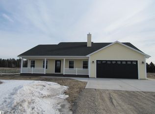66 Lila Ln, Tawas City, MI 48763