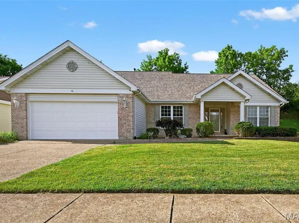 36 Mountain Laurel Dr, Saint Peters, MO 63376