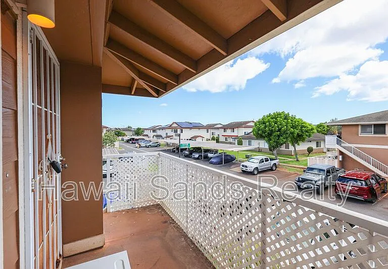 91-1037 Laulauna St #6H — Photo 4