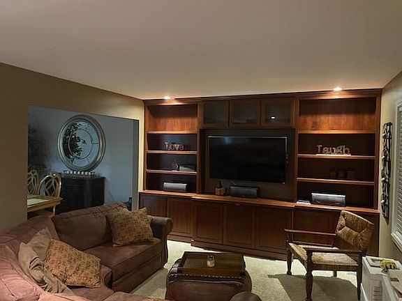 5th image of 3557 Grandview Ave