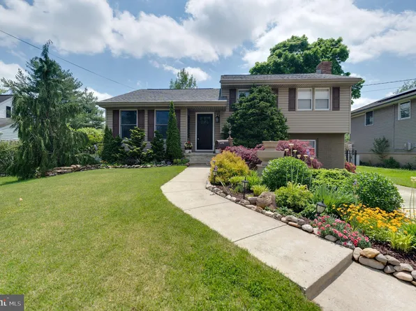 37 Holly Dr, Woodbury, NJ 08096