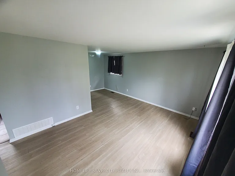 9 Belmont Dr — Photo 4
