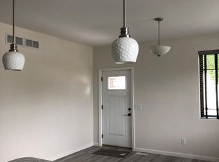 308 S Maple St, Sycamore, IL 60178