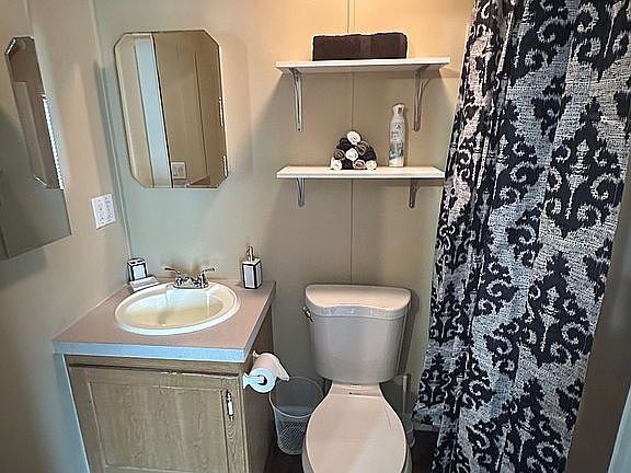 5th image of 75 Encore Dr
