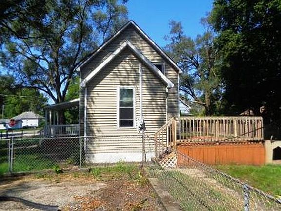 3rd image of 3127 N Cedar St