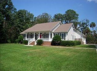 134 Harbor Pointe Dr, Brunswick, GA 31523
