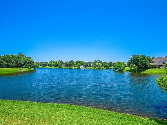 4th image of 20602 Shore Castle Ct