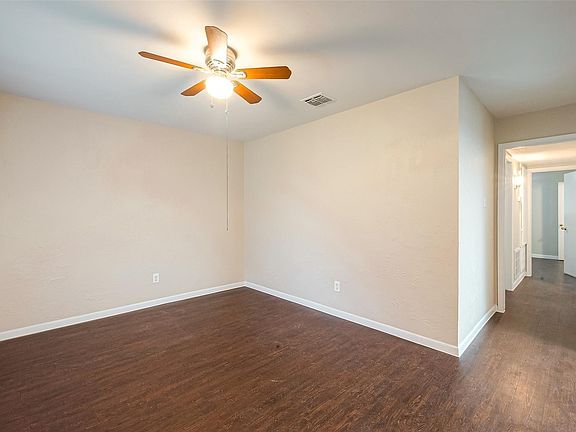 4th image of 1447 Willow Rock Rd