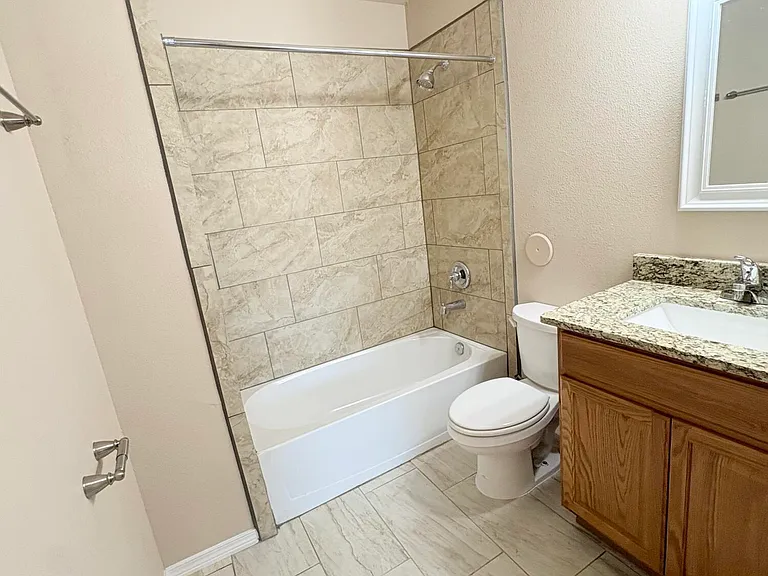 8503 Leo St #B — Photo 12