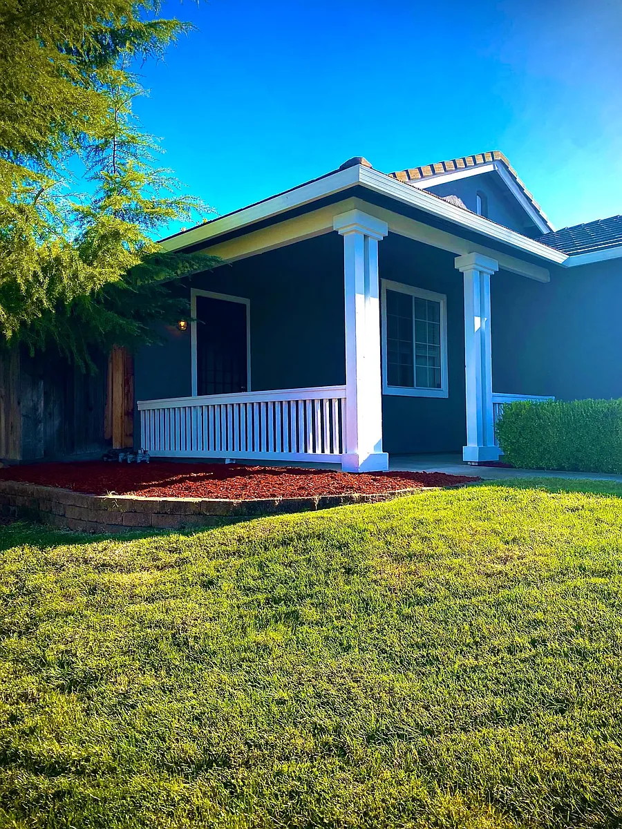 Building Photo - 1632 Blanchard Dr
