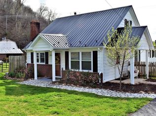 1911 Red Stone Rd, Chilhowie, VA 24319