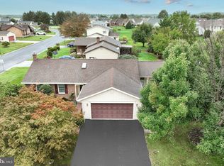331 Providence Dr, Mc Sherrystown, PA 17344