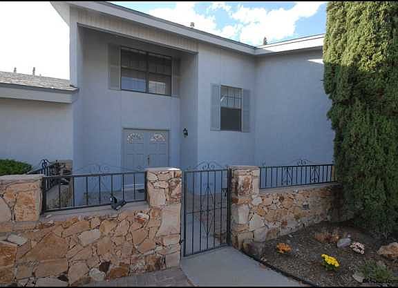 3rd image of 6781 Villa Hermosa Dr