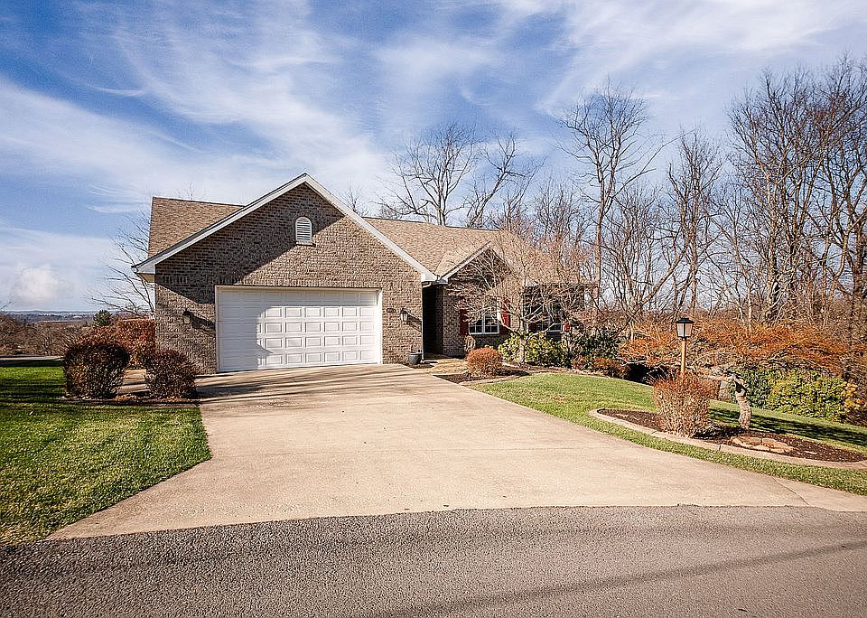 1st image of 1020 Imperial Dr
