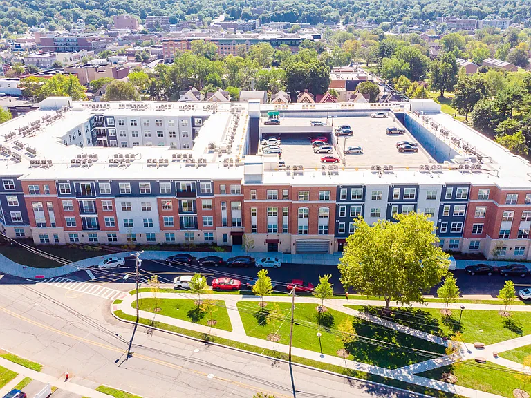 EVO Apartments — Photo 72