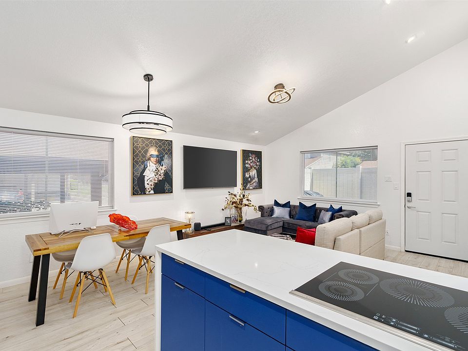 2240 Tarpley Rd Carrollton TX Zillow