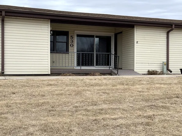 530 6th Ave S, Windom, MN 56101