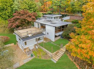 309 Scarborough Road, Briarcliff Manor, NY 10510