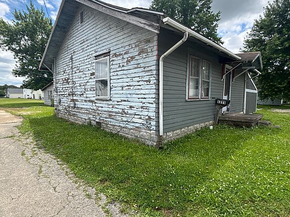 5th image of 1311 E 23rd St