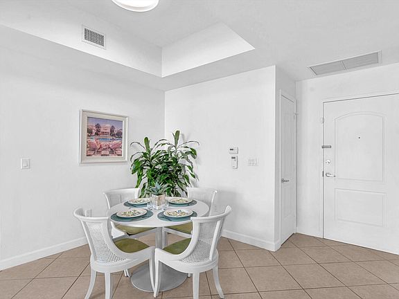 5th image of 801 S Olive Ave Unit 1521