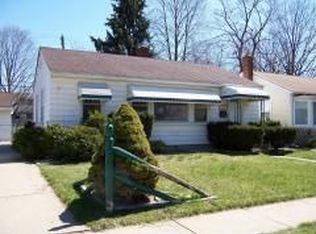 4515 Woodward St, Wayne, MI 48184