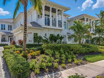 3290 Dorado Ln #201, Naples, FL, 34114