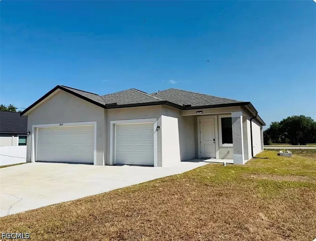3 bed, 2.0 bath, 1731 sqft, $2,800 — Photo 1