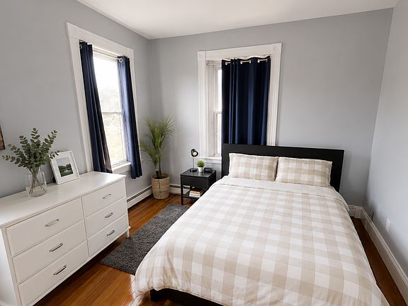 4th image of 147 Columbia St APT 2L