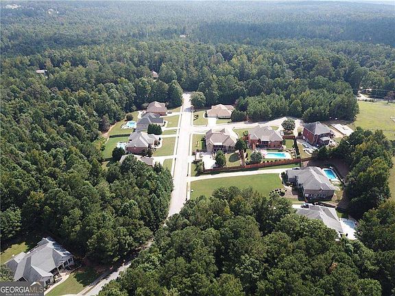 5th image of 8747 Camron Dr
