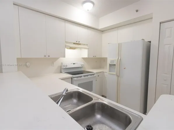 11040 SW 196th St APT 212, Miami, FL 33157