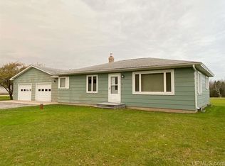4363 M Rd, Escanaba, MI 49829