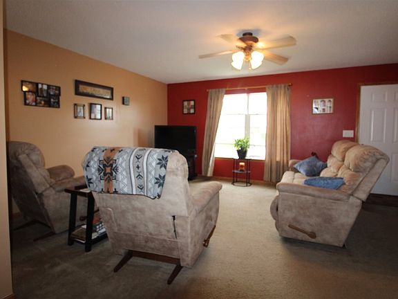 3rd image of 501 N Campbell St
