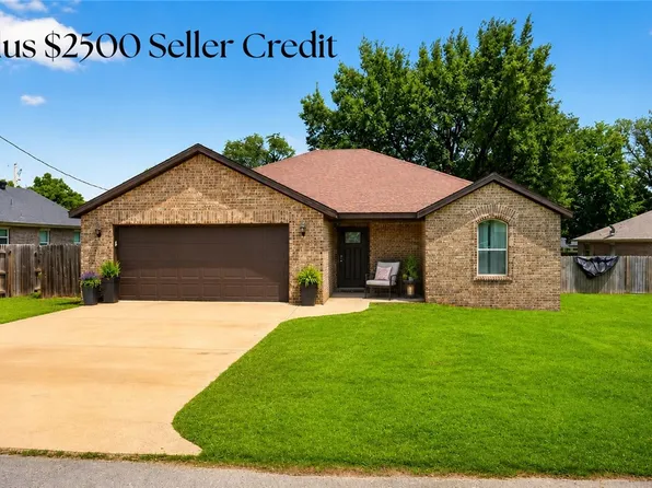 500 6th Ave, Gravette, AR 72736