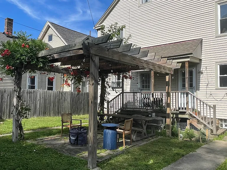 1812 W 45th St — Photo 8