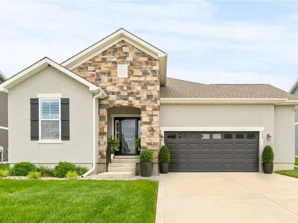 508 SW Brummel Rd, Lees Summit, MO 64081