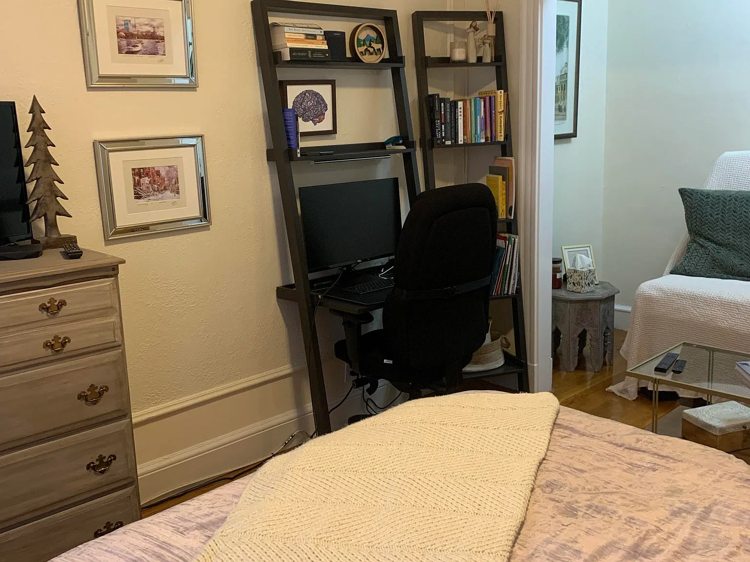 Studio, 1.0 bath, $1,800 — Photo 2