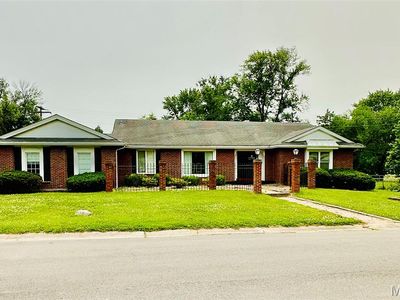 306 Forest Hills Dr, Louisiana, MO, 63353