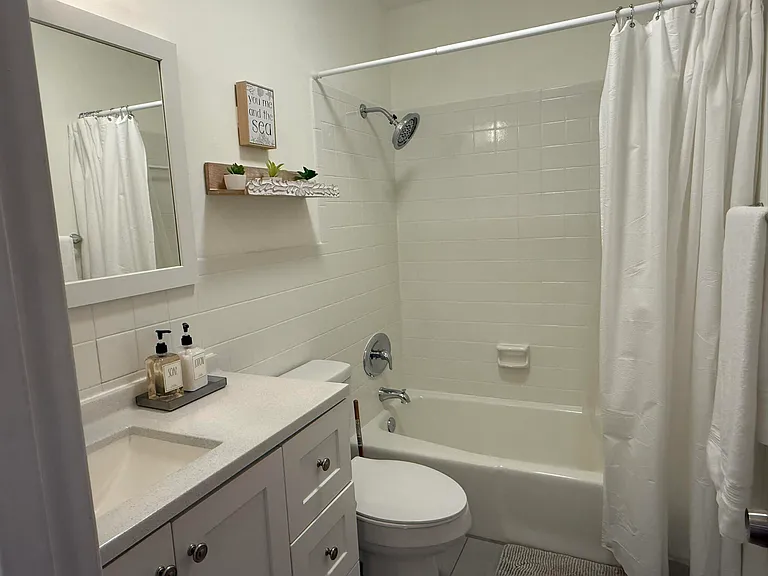1115 Hernando St #B — Photo 10