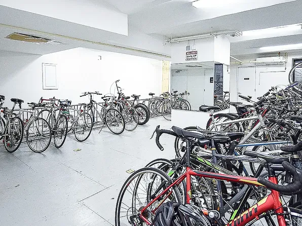 471 Central Park West image 7 of 13