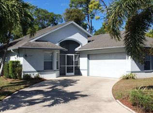 3724 Kent Dr, Naples, FL 34112